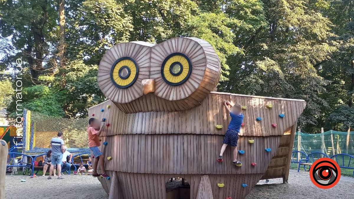 Депутати Франкіської міськради не підтримали ремонт дитячих та спортивних майданчиків у місті