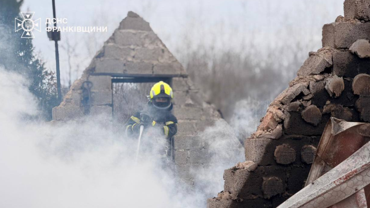 3 березня в селі Микитинці Івано-Франківського району сталася пожежа дачного будинку