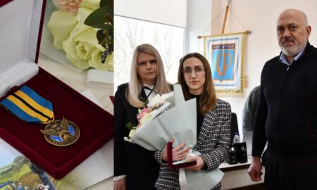 За підтримку коханого на війні прикарпатку Оксану Петрик нагородили відзнакою «Берегиня воїна»