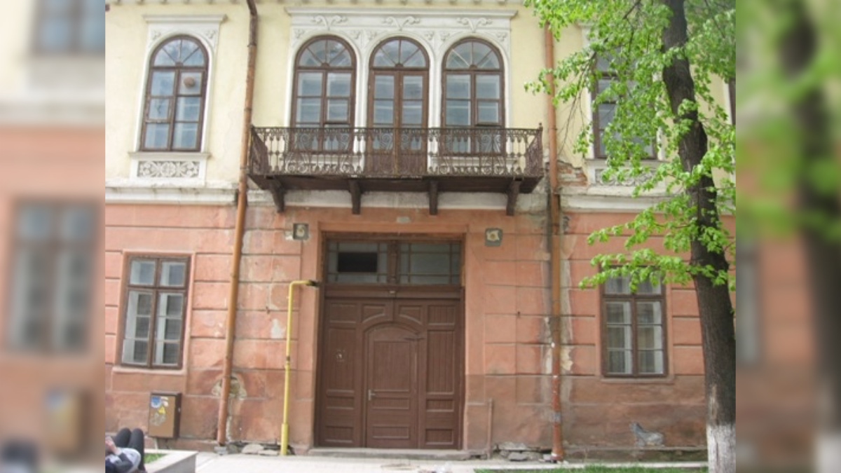 Університет занедбав пам'ятку архітектури в Івано-Франківську – прокуратура вимагає реставрації