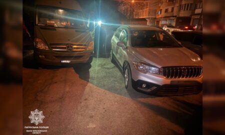 У Франківську патрульні двічі зупиняли одного і того ж нетверезого водія