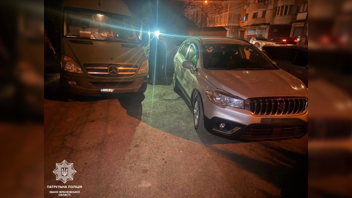 У Франківську патрульні двічі зупиняли одного і того ж нетверезого водія