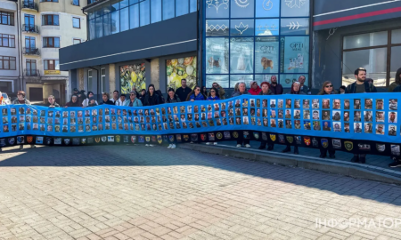 4 квітня на Вічевому майдані в Коломиї відкрили «Стіну надії»