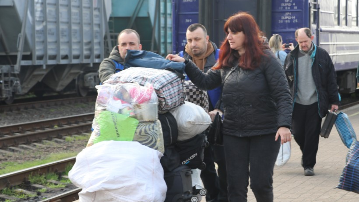 На Івано-Франківщину прибув евакуаційний потяг із Донеччини