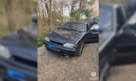 На Великдень франківські патрульні виявили нетверезу водійку та пасажира з, ймовірно, наркотиками