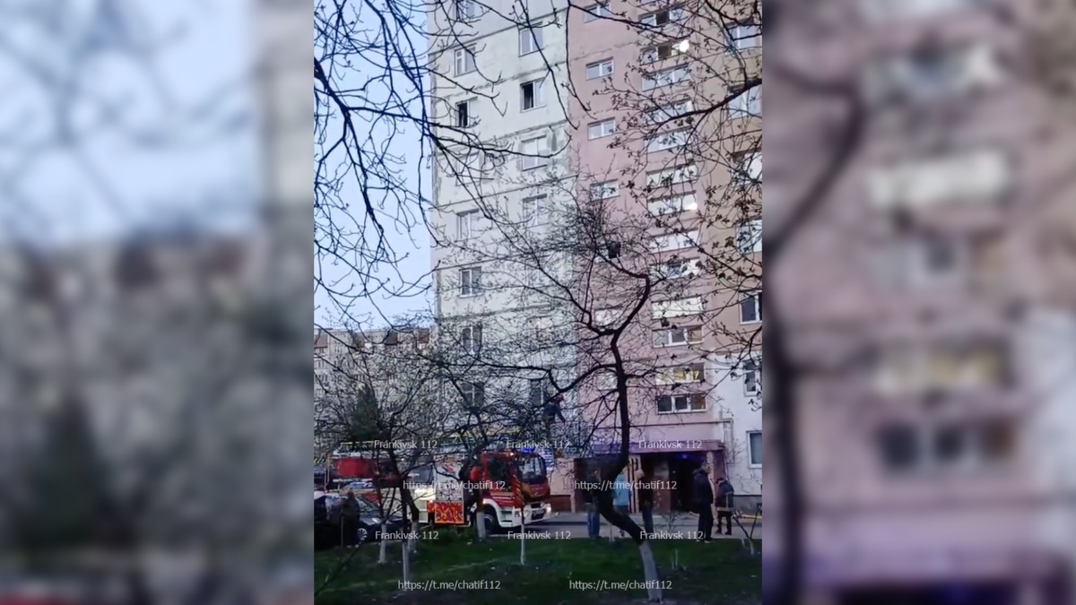 На вулиці Хоткевича у Франківську горіла квартира — є потерпілий