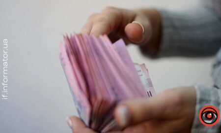 Погрожувала у незахисті дисертації: викладачку франківського університету звинуватили у корупції