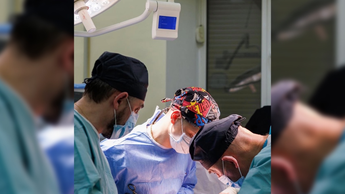 У військовому шпиталі Франківська провели складну операцію пораненому військовослужбовцю