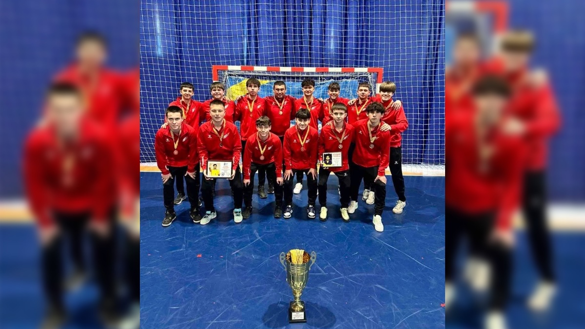 Франківський футзальний клуб «Ураган» U-17 здобув бронзу у Юнацькій Екстра-лізі