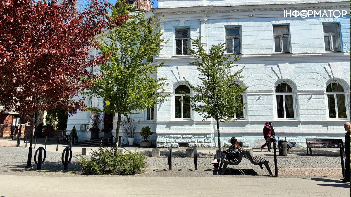 Весняний фоторепортаж із вулиць міста