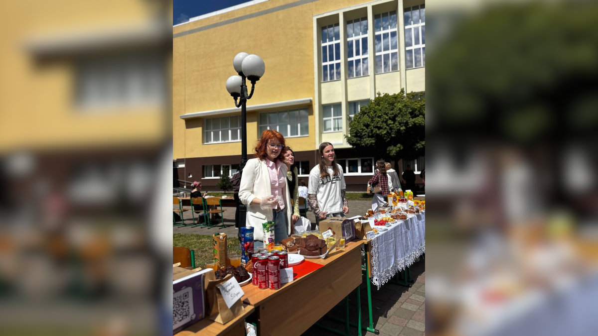 Благодійна ярмарка