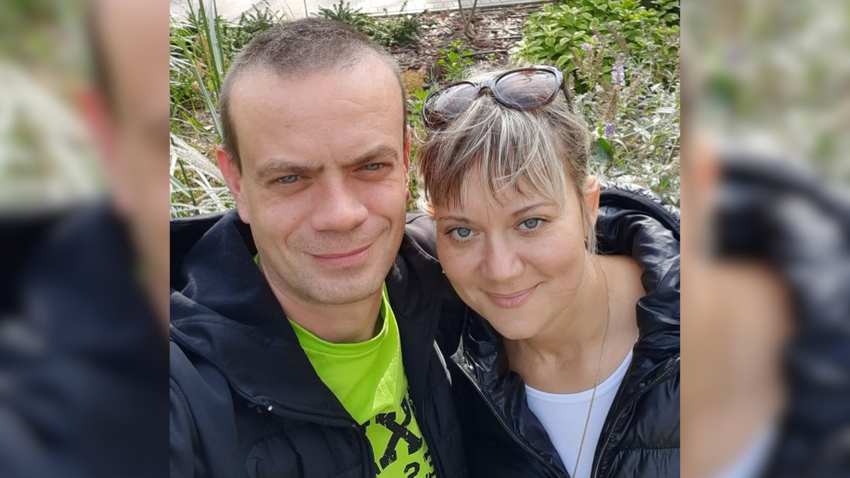 Зустріч по відеозв'язку після 4 років неволі: як франківська переселенка дочекалася чоловіка з полону