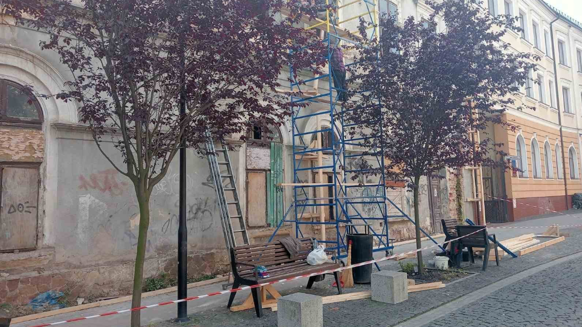 Роботи на вулиці Лукʼяненка у Франківську