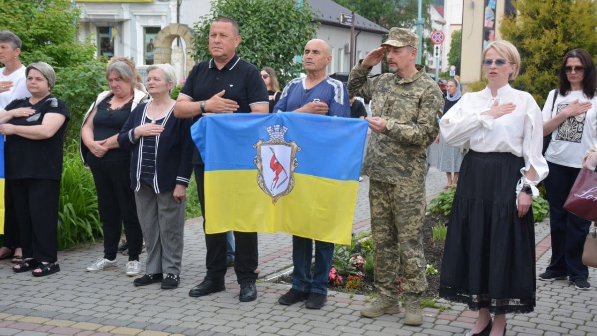Підняття Прапору Надії у Надвірнянському ліцеї №2