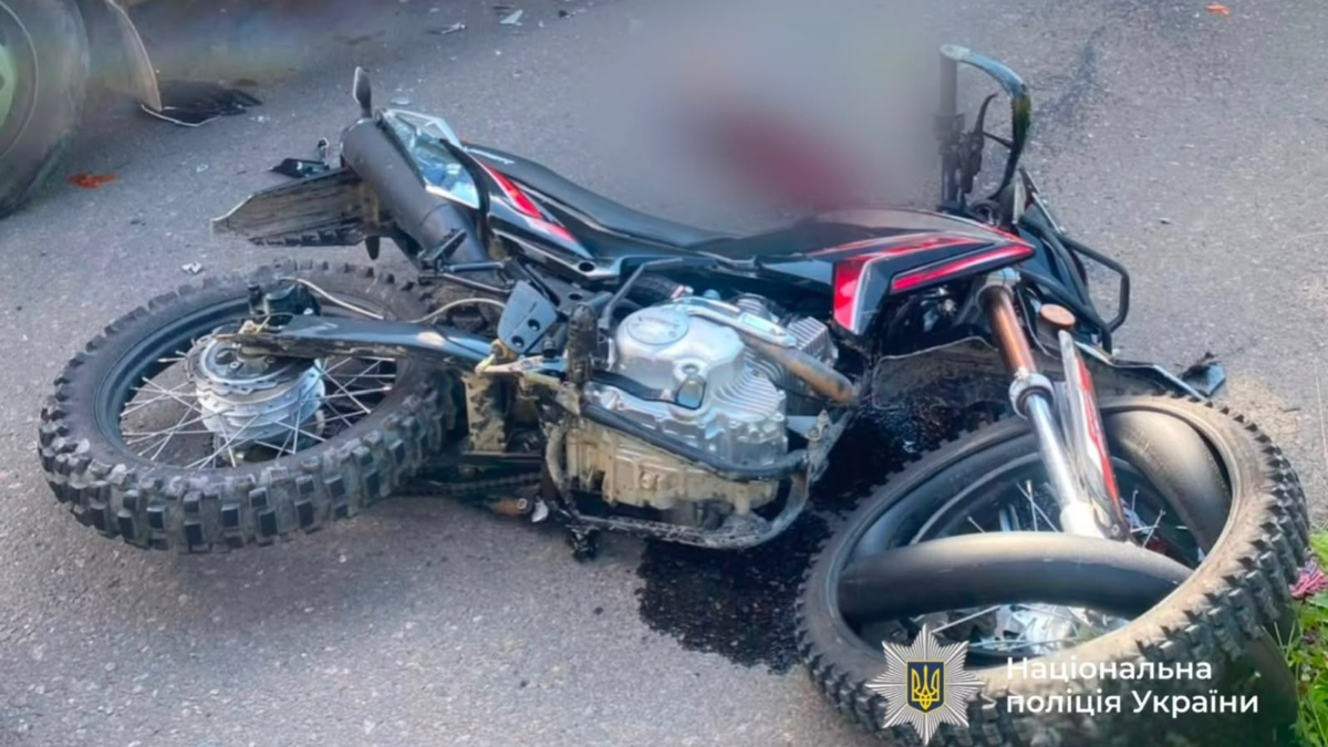 Дві смертельні аварії за участю мотоциклів сталися у Делятині за вихідні. Фото: поліція Івано-Франківської області.