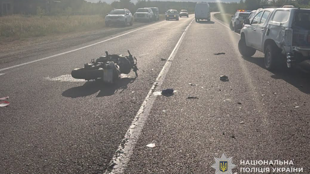 8 липня на Львівщині зіткнулися мотоцикл та пікап, за кермом якого перебував 27-річний прикарпатець
