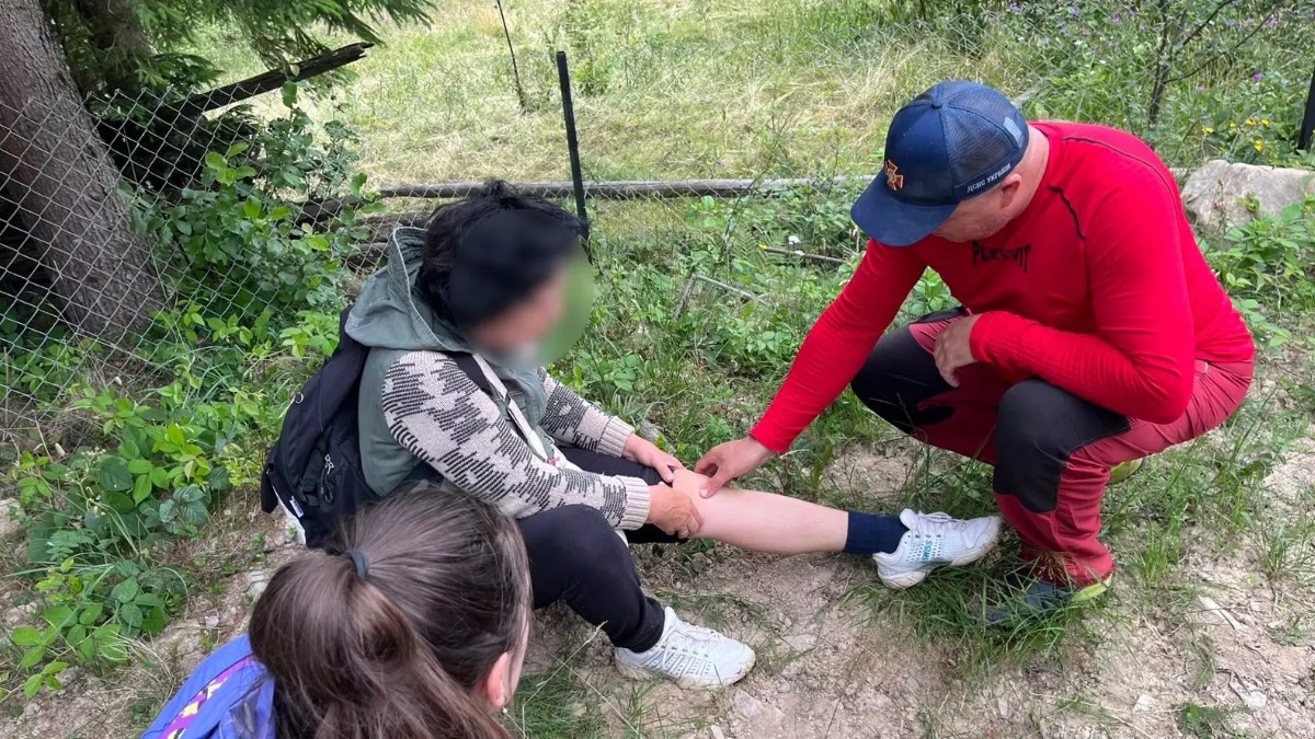 За добу прикарпатські рятувальники тричі допомагали туристам, які травмувалися в горах