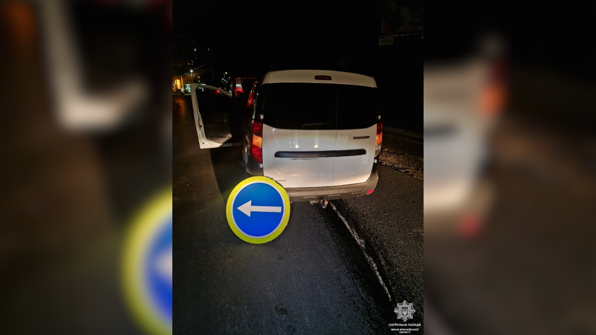 Поліція розслідує ДТП на вулиці Довженка