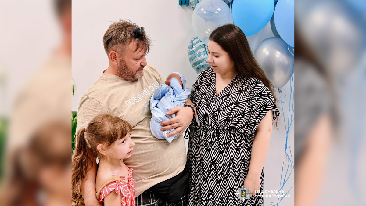 «Не вистачає ще однієї людини»: у Франківську з пологового зустріли дружину полеглого захисника