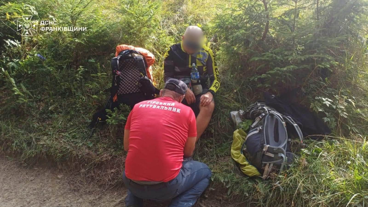 За добу на Прикарпатті рятувальники двічі надали допомогу травмованим туристам