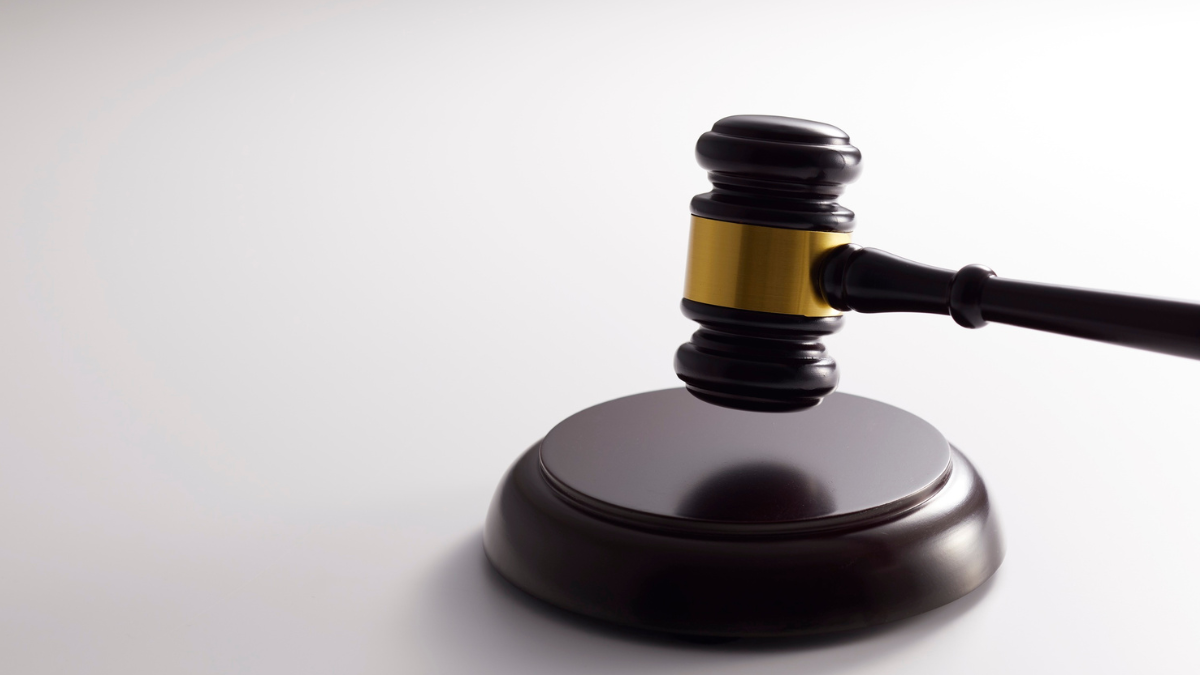У Франківську чоловік пошкодив авто поліції під час мобілізаційних заходів