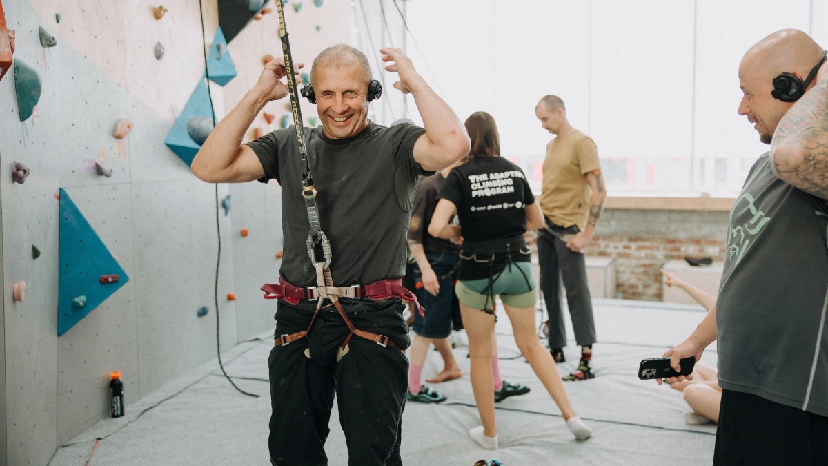 Програма «The Adaptive Climbing Program» в Івано-Франківську. Джерело світлини: «Ветараницивільні Петрос»