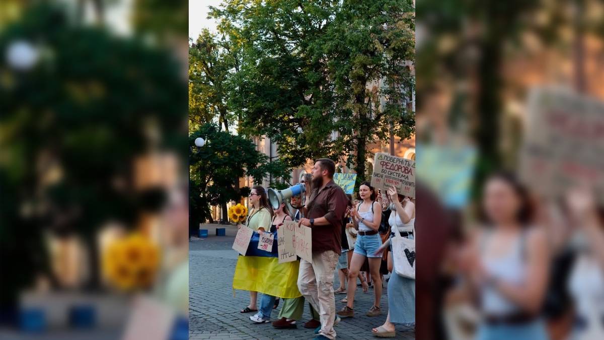 Денис Мілевський під час мітингу на підтримку Федорова в Івано-Франківську. Світлину надав Денис Мілевський