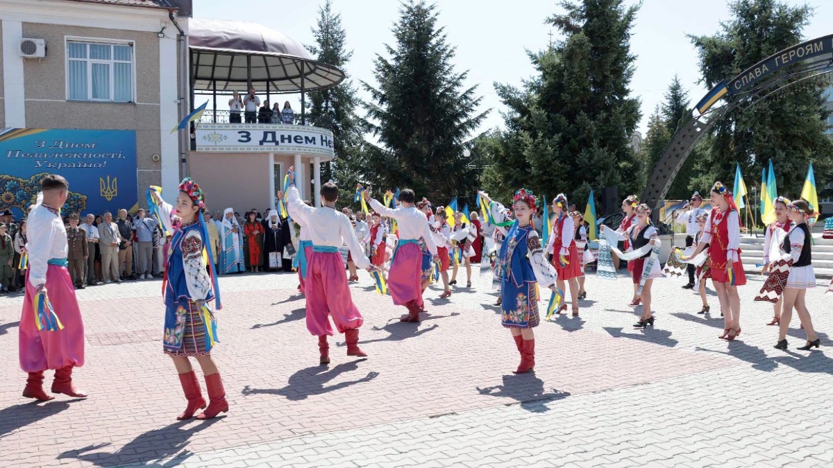 Урочисте віче з нагоди Дня Незалежності України у Тисмениці. Джерело: Тисменицька міська рада