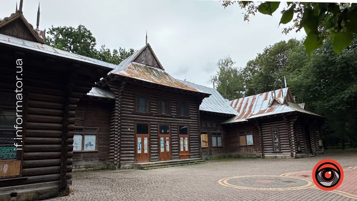 Журналісти дізналися про ймовірні ремонтні роботи у будівлі колишнього кінотеатру «Трембіта» в Івано-Франківську