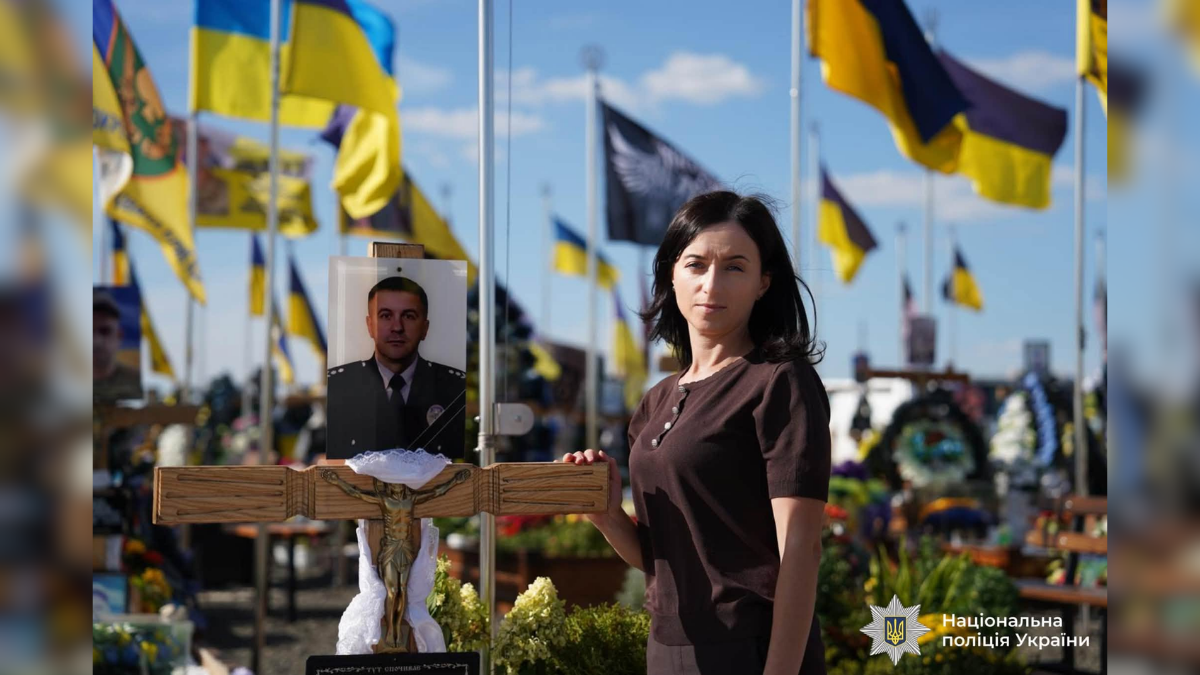 Прикарпатського поліцейського Олександа Солов'янчика посмертно нагородили державними відзнаками