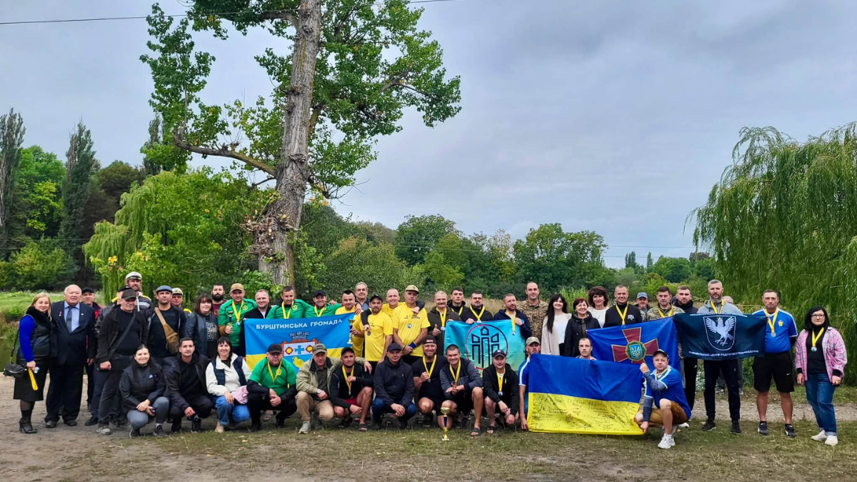 У Бурштині пройшли змагання з каякінгу серед захисників і ветеранів