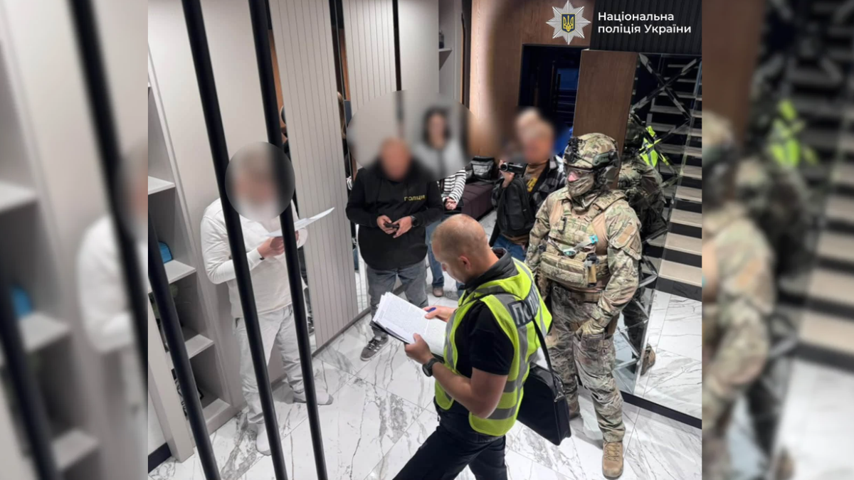 На Прикарпатті чоловік ошукав знайомих на понад 5,4 млн грн