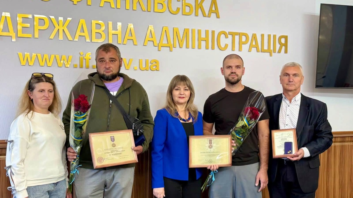 Двоє ветеранів з Прикарпаття отримали державні нагороди
