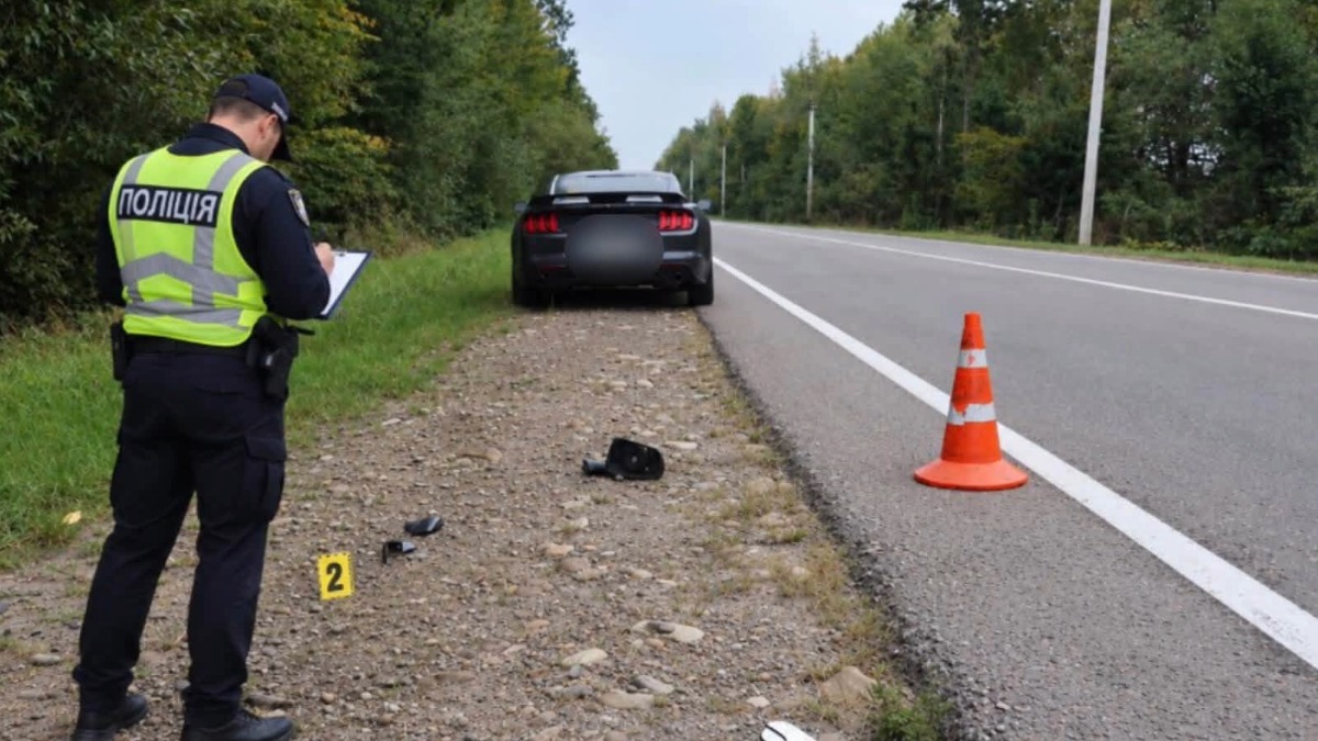 На Прикарпатті автомобіль наїхав на 83-річну жінку: поліція розпочала розслідування