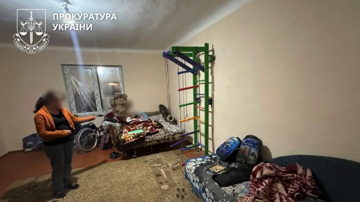 На Івано-Франківщині 32-річному чоловіку повідомили про підозру в сексуальному насильстві щодо 15-річної дівчини з інвалідністю.