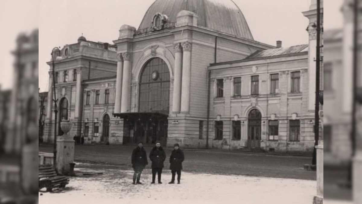 Ретро Франківськ