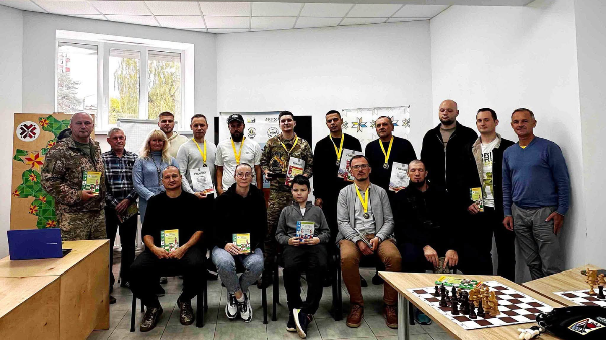У Франківську відбувся турнір зі швидких шахів серед ветеранів війни «Шахова атака»