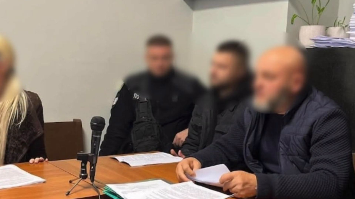 На Прикарпатті прокурори оскаржують розмір застави митнику
