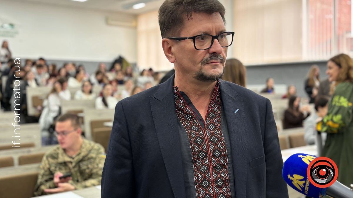 У Франківську написали Всеукраїнський радіодиктант