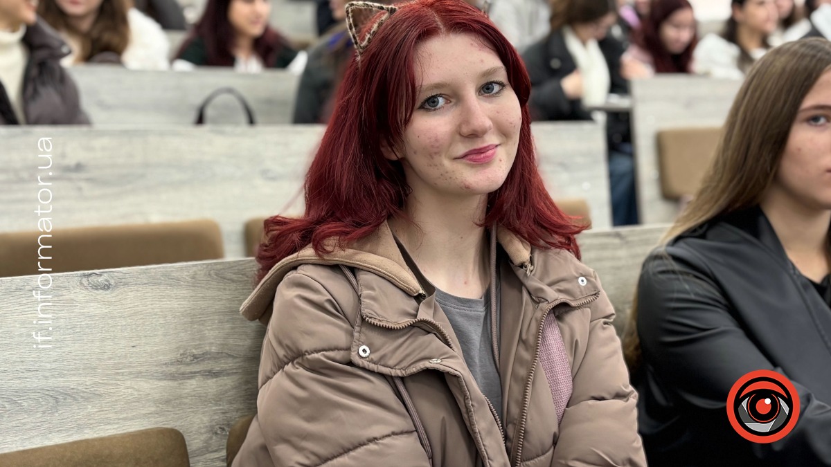 У Франківську написали Всеукраїнський радіодиктант