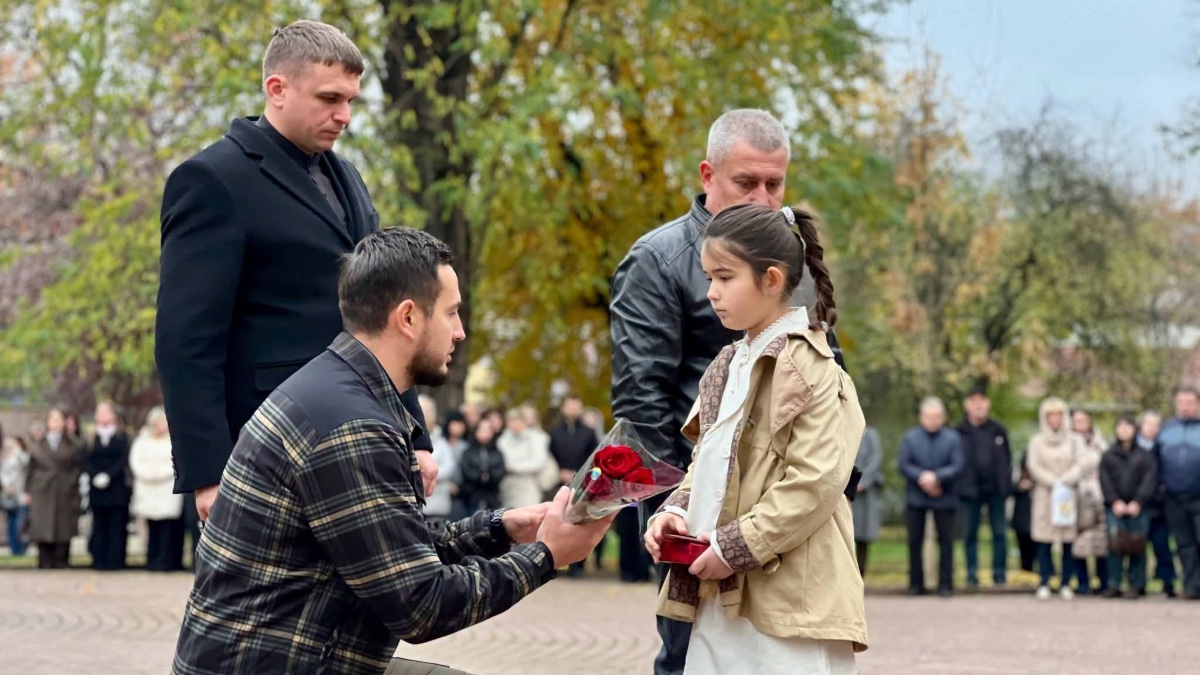 У Меморіальному сквері в Івано-Франківську пролунав «Дзвін пам'яті»